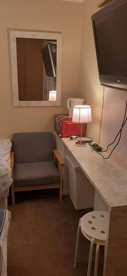 Delightful Home Stay - Double Ensuiteroom. Глазгоу Екстериор снимка